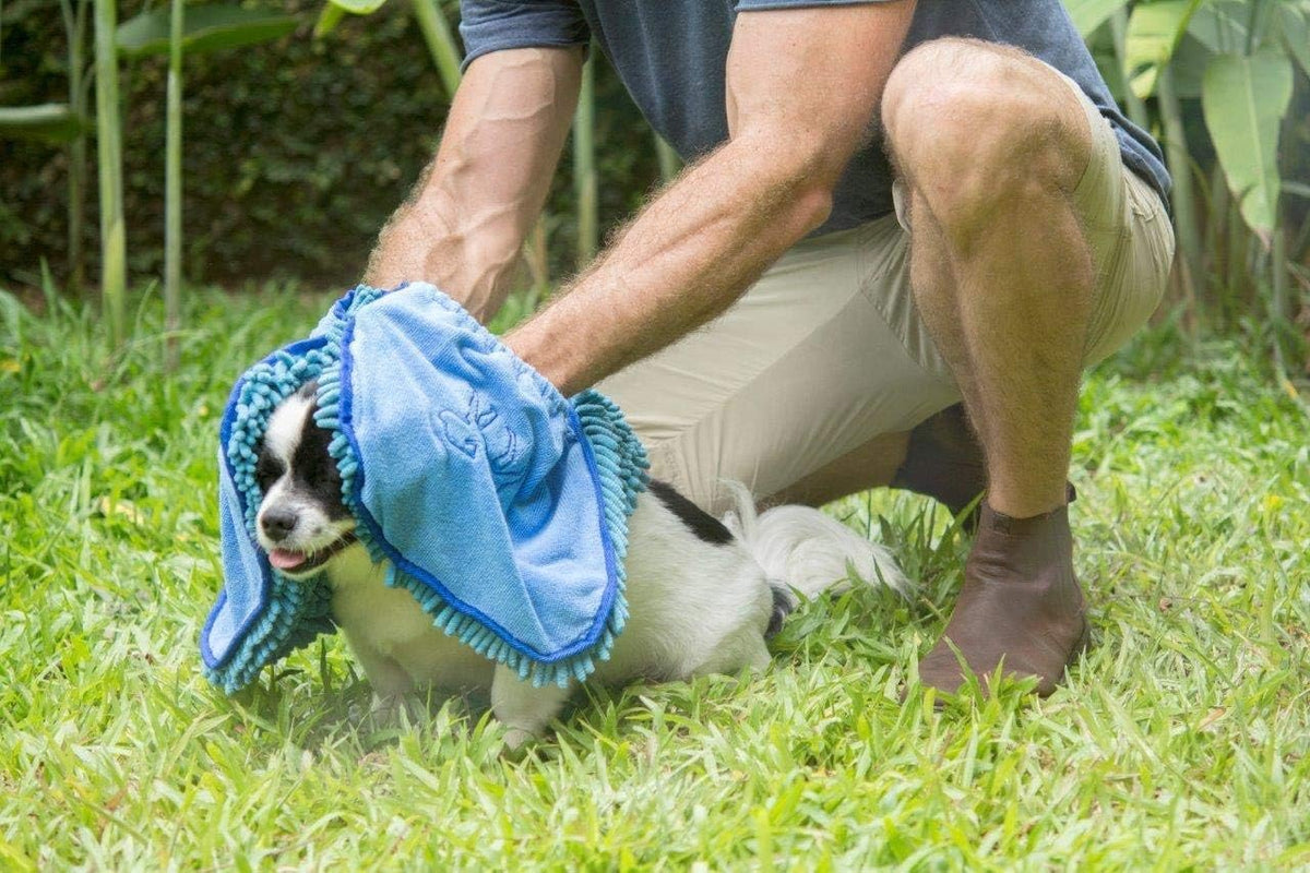 Quick Dry Towel for Dogs | Ultra Absorbent Microfiber Shammy | Extra Large 35X15 Size for All Breeds | Comfortable Hand Pockets | Indoor Outdoor Use | Durable Material | Machine Washable