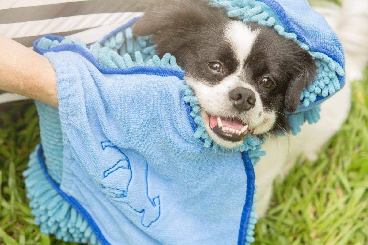 Quick Dry Towel for Dogs | Ultra Absorbent Microfiber Shammy | Extra Large 35X15 Size for All Breeds | Comfortable Hand Pockets | Indoor Outdoor Use | Durable Material | Machine Washable