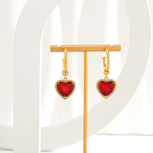 Light Luxury Retro Red Heart-Shaped Earrings, Herben-Style Noble Lady'S High-End and Elegant Ear Rings, Heart-Shaped Zircon Earrings
